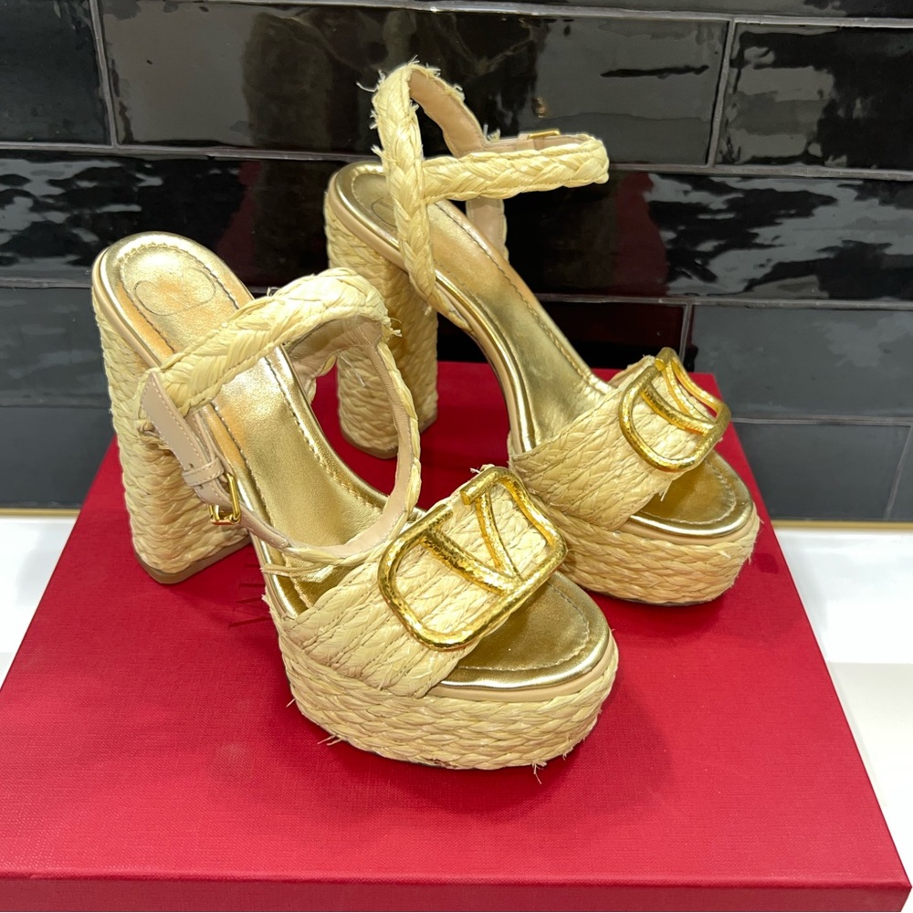 Valentino V-Logo Signature Leather Espadrille Sandals